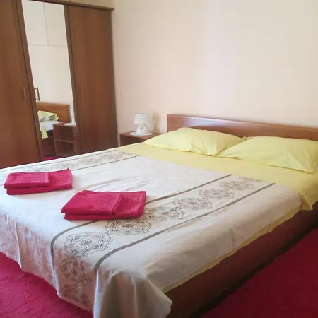 Gaja Apartament Vinišće